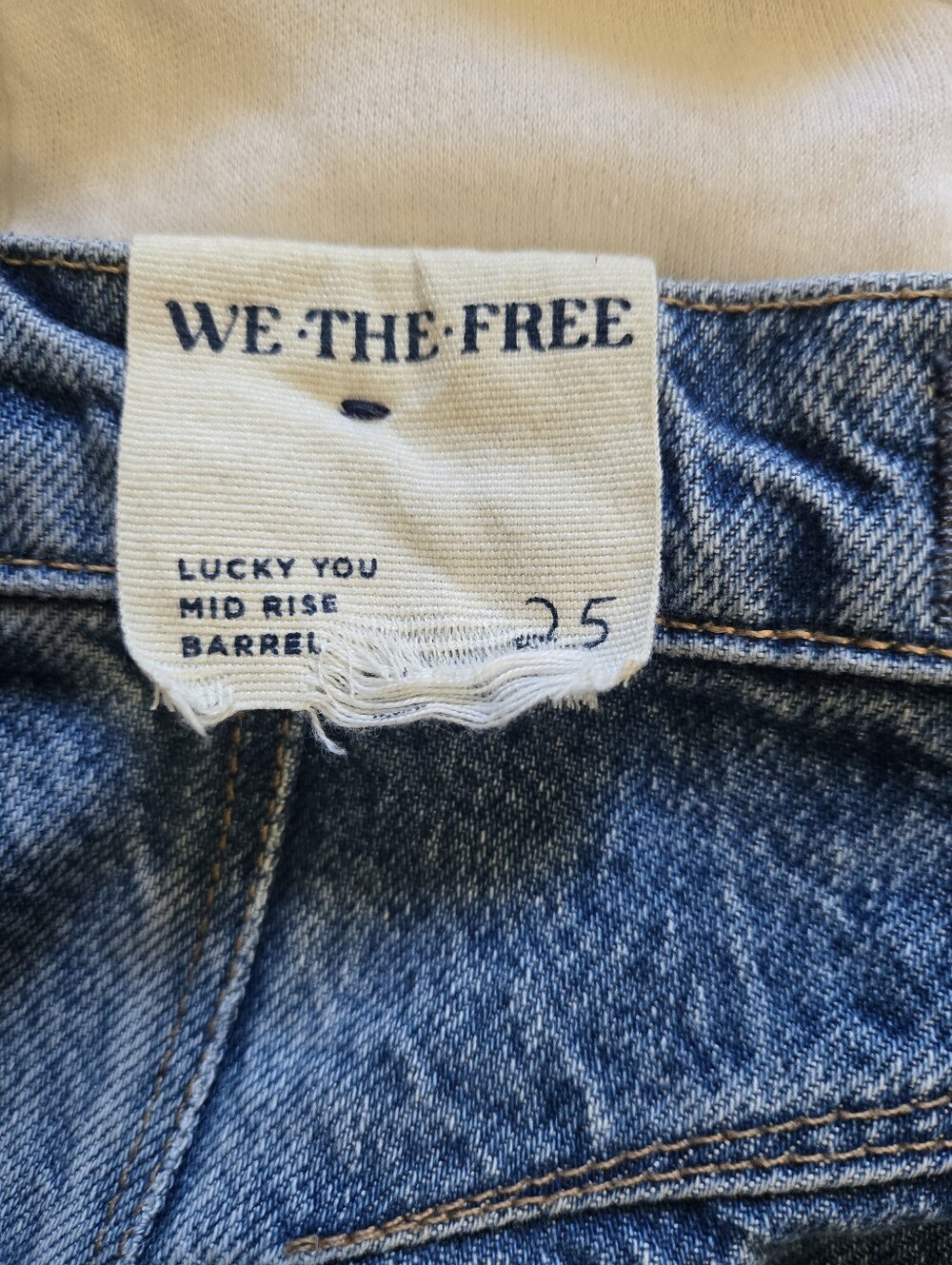 We The Free X Free People Lucky You Mid Rise Barrel Jeans Size 25 - Picture 11 of 11